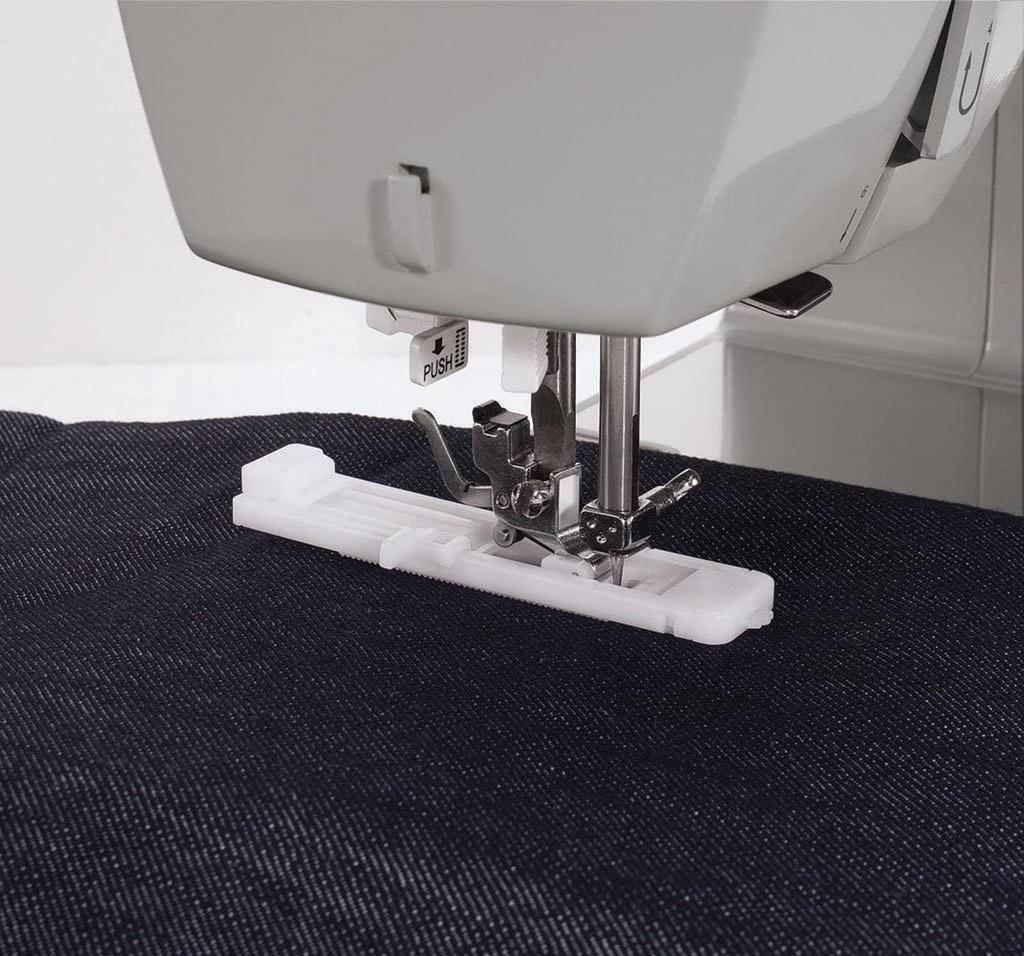 Máquina De Coser Recta Singer Heavy Duty 4423 Gris 110-120 V