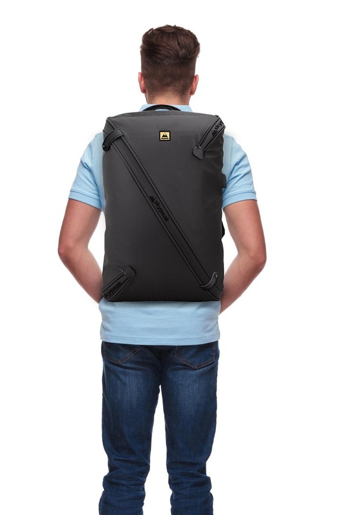 Mochila Backpack Skypeak de 15.6 pulgadas con funda resistente al agua / BLADEX-115BK